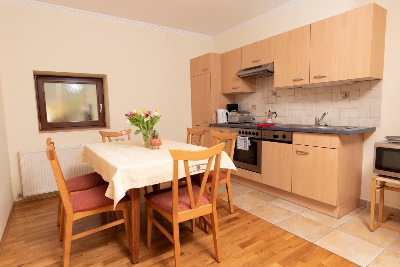 Gasthof Pension Rabl Фёлькермаркт Экстерьер фото